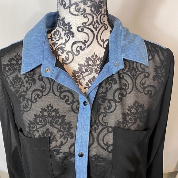 Olsenboye chambray and black sheer snap up long sleeve shirt lightweight - Picture 3 of 11